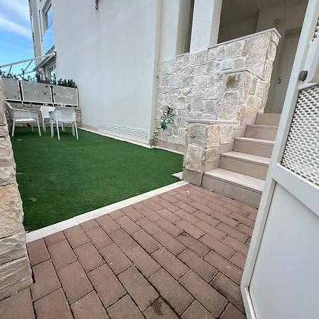 Дом отдыха Donna Gemella - *