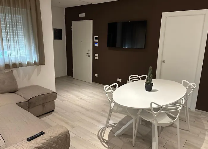 Donna Gemella - * 莫诺波利